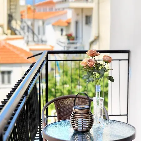 Theodore Apartment Skala Marion